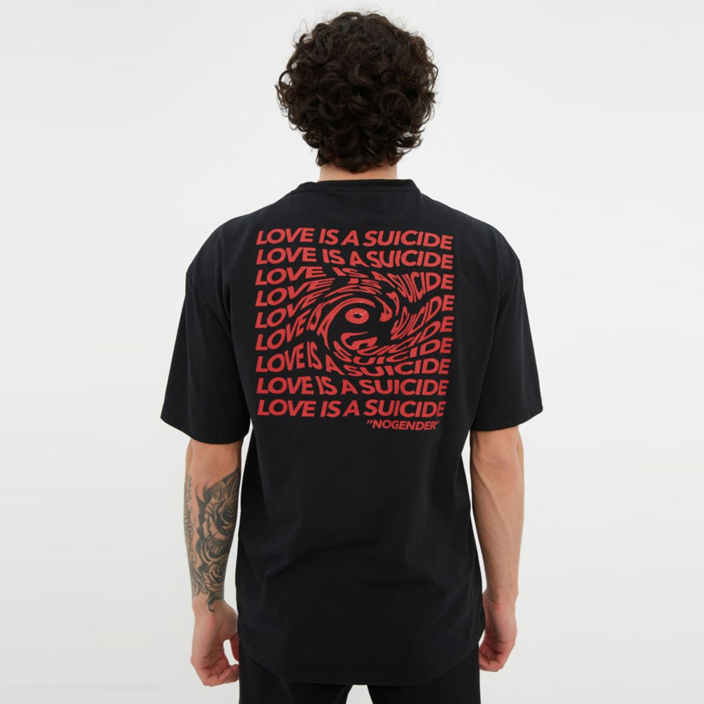 The Onyx Structure Box-Fit Tee